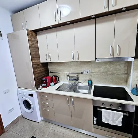 Apartment Central Bucharest 1-Bedroom Apartment Near Universitate Metro
